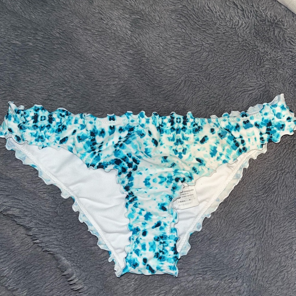 Hollister ruffled bikini bottoms